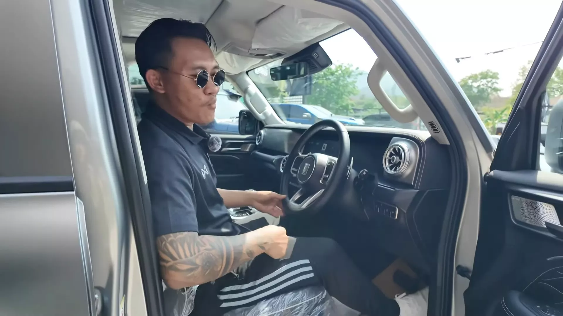 Tank-300-Mercedes-G-Class-14